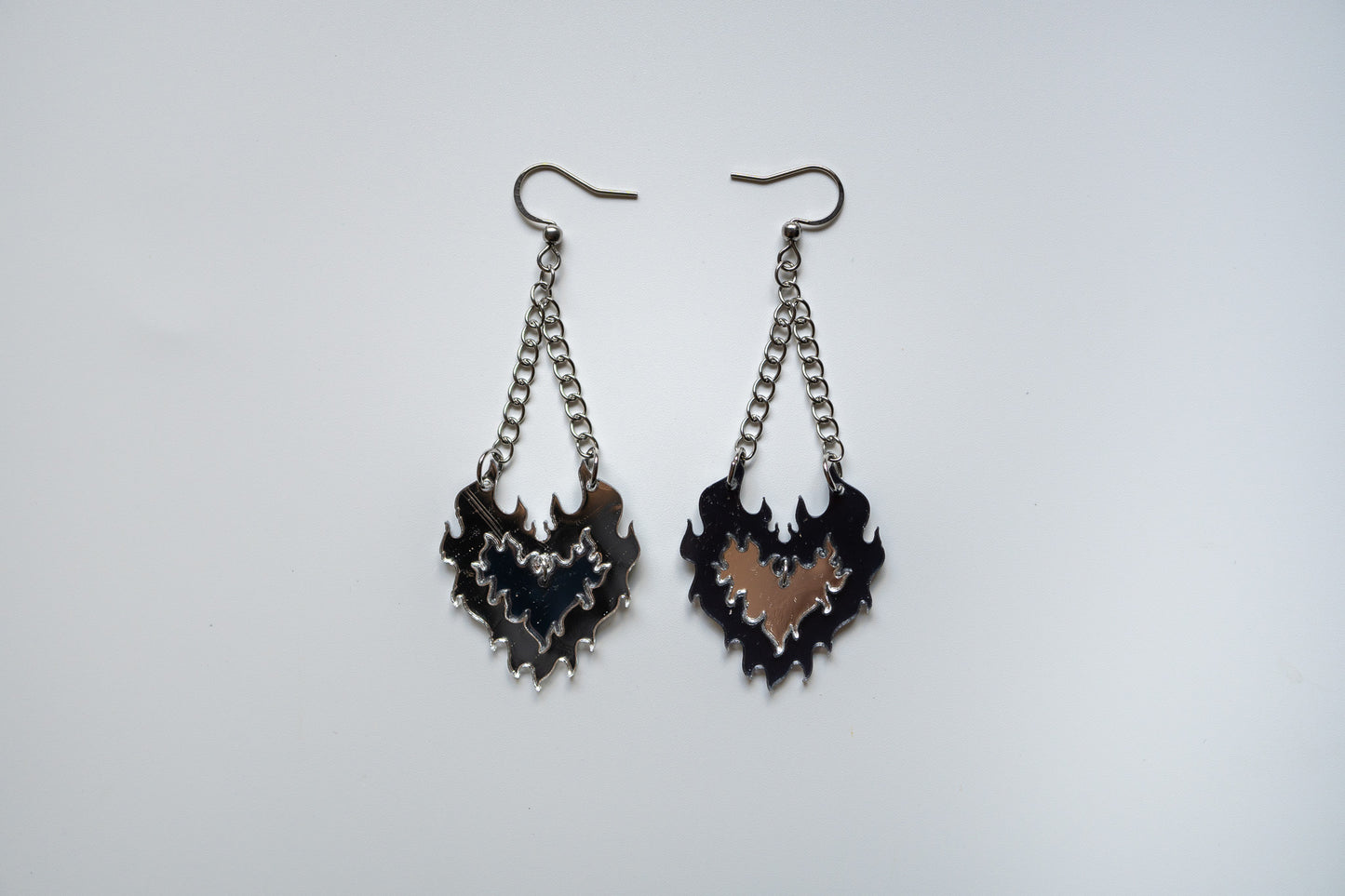 Fiery hearts - black and white