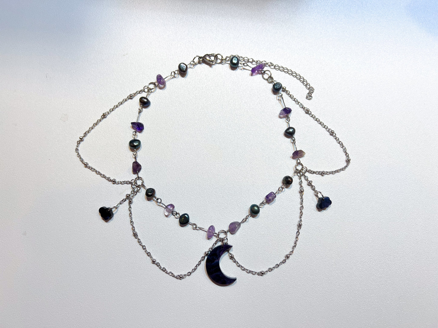 Lyra - moon necklace