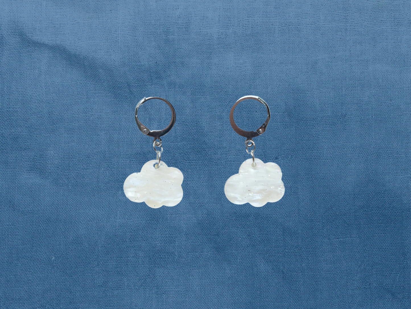 Swirly cloud huggies